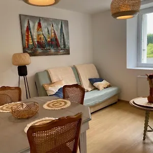 Appartement Les Hauteurs Du Trieux, Quemper-Guézennec